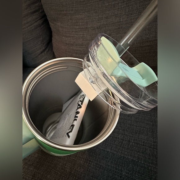 Stanley 40oz Quencher H2.0 Flowstate Tumbler in Meadow Target Exclusive - Picture 4 of 4